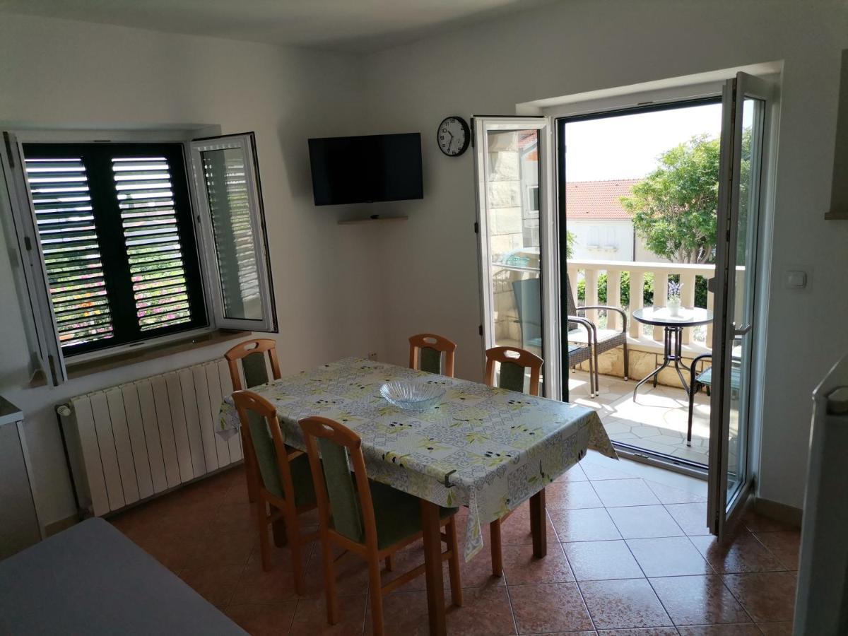Apartmán Matko 1 Bol Exteriér fotografie