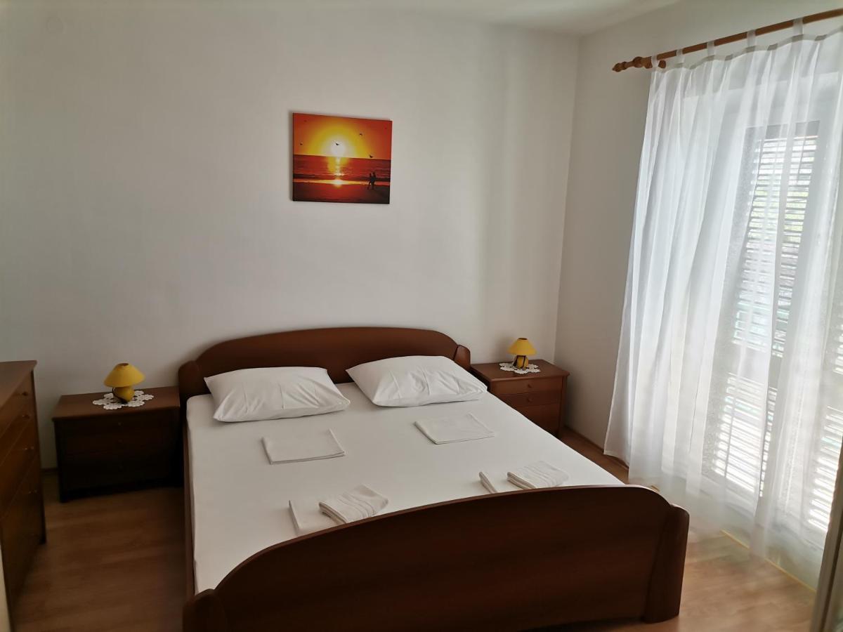 Apartmán Matko 1 Bol Exteriér fotografie